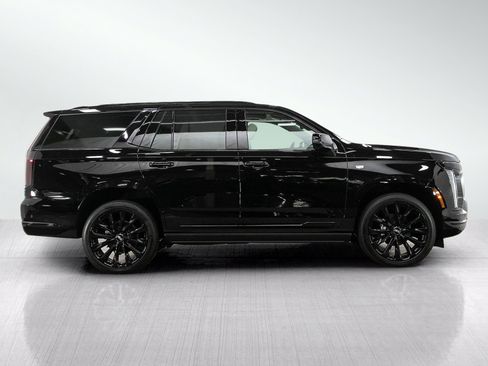 Used 2026 Cadillac Escalade Platinum Sport w/ LPO, ONYX Package AWD/4WD image 7