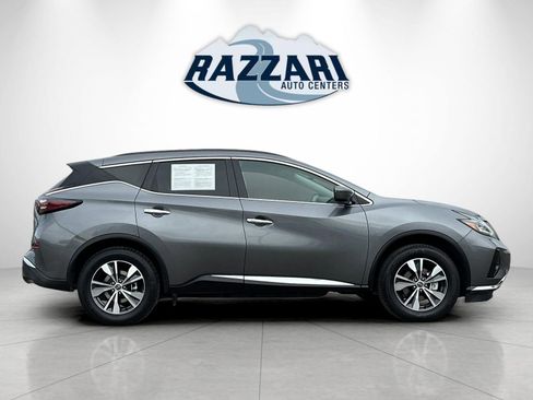 Used 2023 Nissan Murano SV image 2