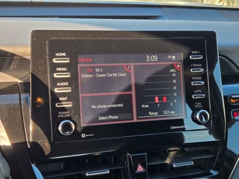 Used 2023 Toyota Camry LE image 30