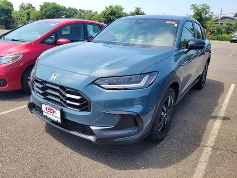 New 2026 Honda HR-V Sport image 3