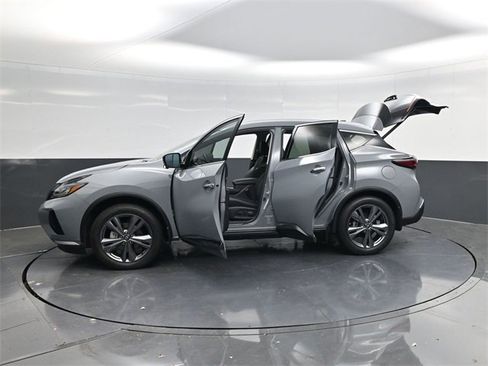Used 2024 Nissan Murano Platinum w/ Cargo Package image 59