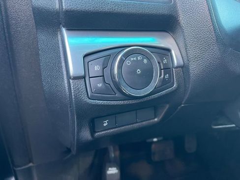 Used 2017 Ford Explorer Limited image 20