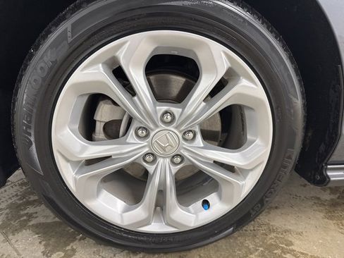 Used 2023 Honda Accord LX image 9