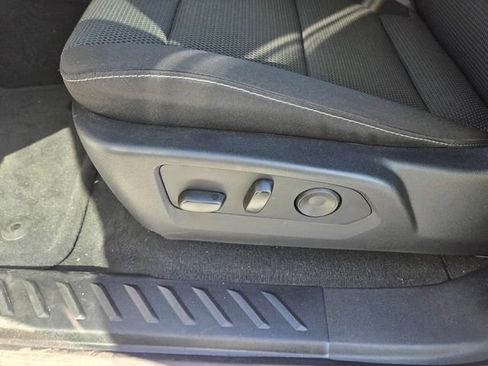 Used 2026 GMC Canyon Elevation w/ Convenience Package RWD image 15