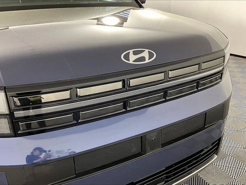 Used 2025 Hyundai Santa Fe Limited image 33