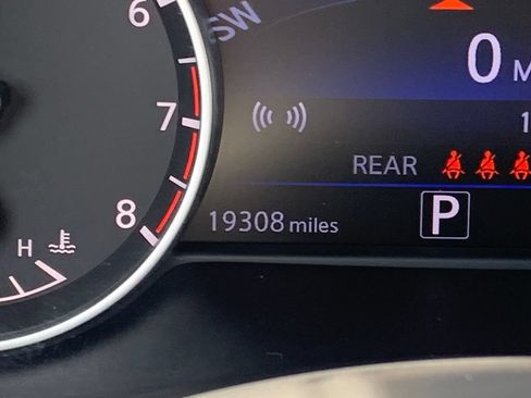 Used 2023 Nissan Murano Platinum w/ Cargo Package AWD/4WD image 21