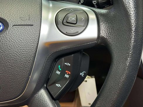 Used 2013 Ford Focus SE w/ SE Winter Pkg FWD image 12