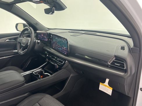 New 2026 Chevrolet Traverse LT w/ Enhanced Driving Package image 27