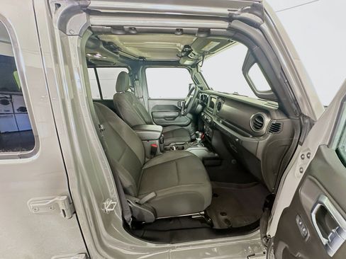 Used 2023 Jeep Wrangler Unlimited AWD/4WD image 29