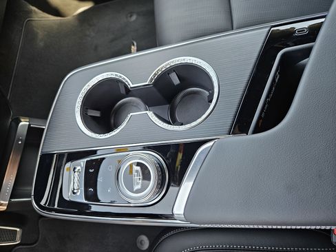 New 2026 Cadillac Lyriq V image 30