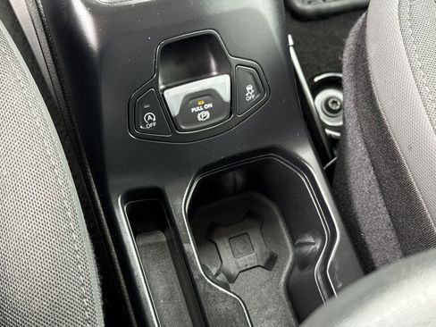 Used 2023 Jeep Renegade Trailhawk AWD/4WD image 38