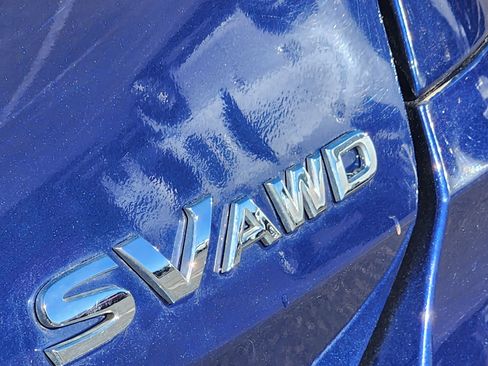 Used 2020 Nissan Rogue SV w/ Premium Package image 22