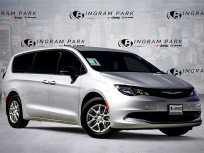 New 2026 Chrysler Voyager LX
