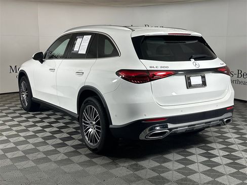 Certified 2026 Mercedes-Benz GLC 300 4MATIC image 5