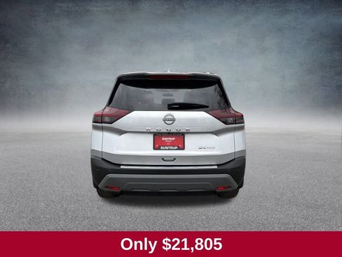 Used 2023 Nissan Rogue SV w/ SV Premium Package image 4