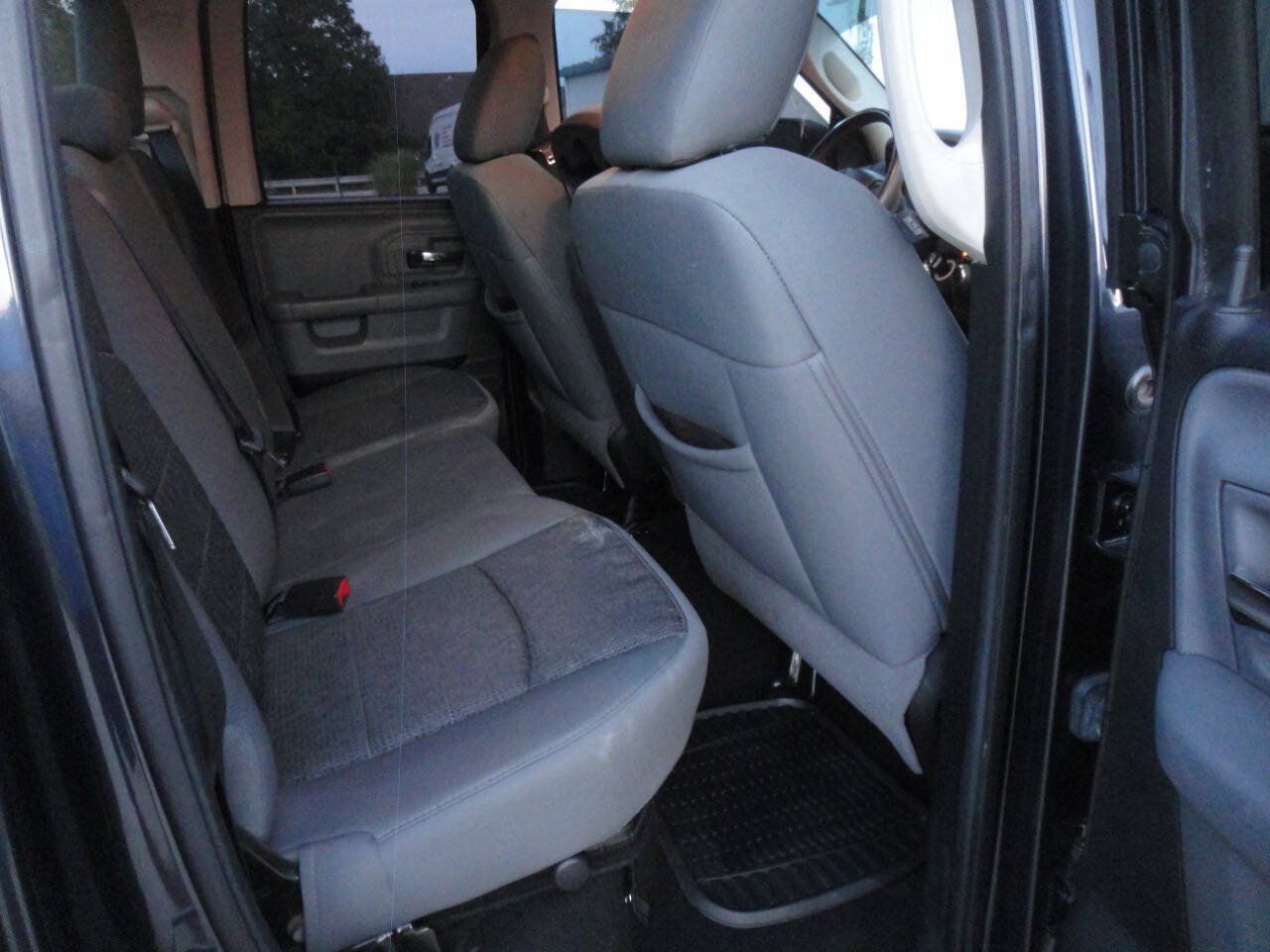 Used 2014 RAM 1500 Big Horn RWD image 17