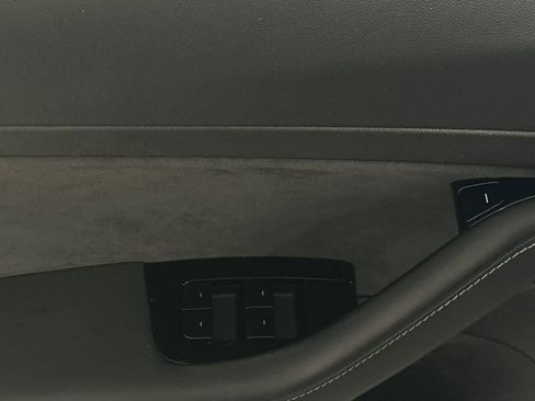 Used 2020 Tesla Model 3 Standard Range image 15