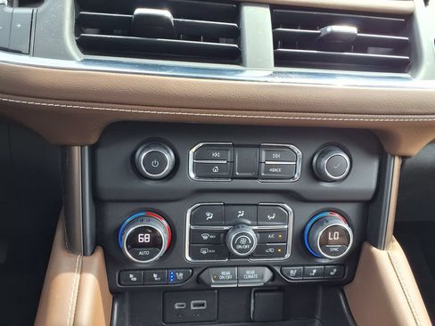 Used 2023 Chevrolet Tahoe High Country RWD image 31