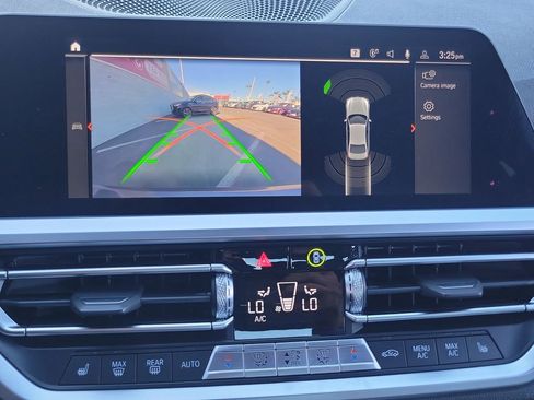 Used 2020 BMW 330i xDrive Sedan w/ Premium Package image 30