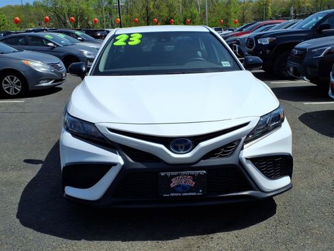 Certified 2023 Toyota Camry SE FWD image 2