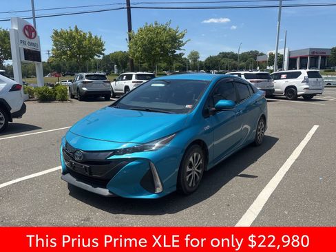 Used 2021 Toyota Prius Prime XLE FWD image 5