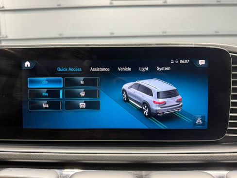 Used 2020 Mercedes-Benz GLS 450 4MATIC image 38