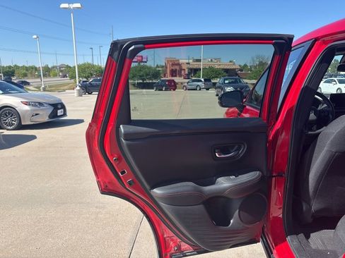 Used 2023 Honda HR-V Sport image 31