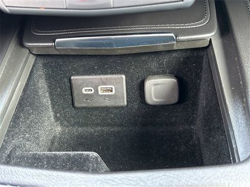 Certified 2024 Cadillac XT4 Premium Luxury image 21