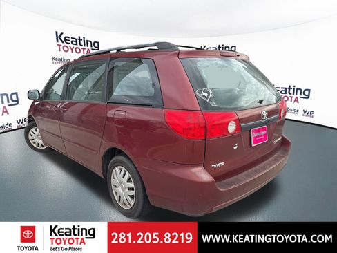 Used 2008 Toyota Sienna CE image 4