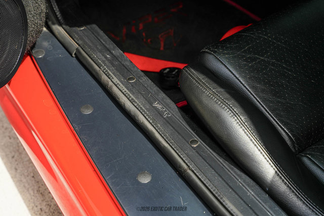 Used 1998 Dodge Viper GTS RWD image 30