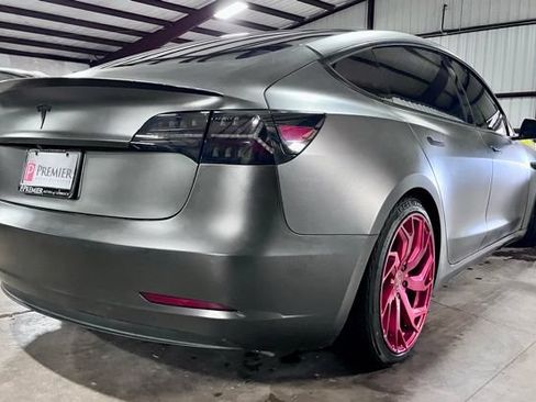 Used 2021 Tesla Model 3 Performance AWD/4WD image 3