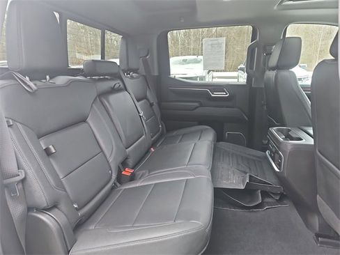 Used 2023 GMC Sierra 1500 SLT w/ SLT Premium Package image 28