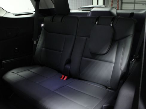 New 2026 Ford Explorer Active w/ Active Comfort Package image 14