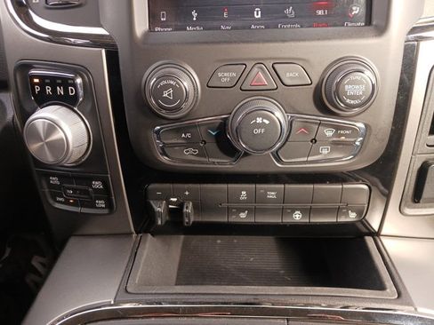 Used 2018 RAM 1500 Sport image 21