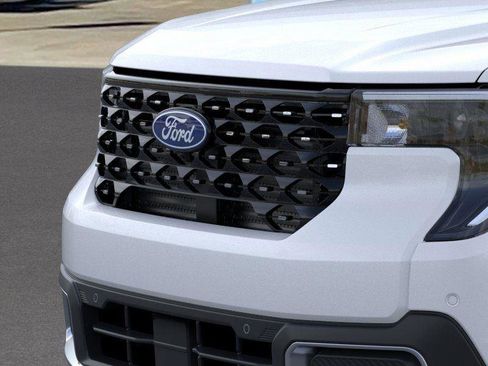 New 2025 Ford Maverick Lariat w/ 4K Tow Package image 18