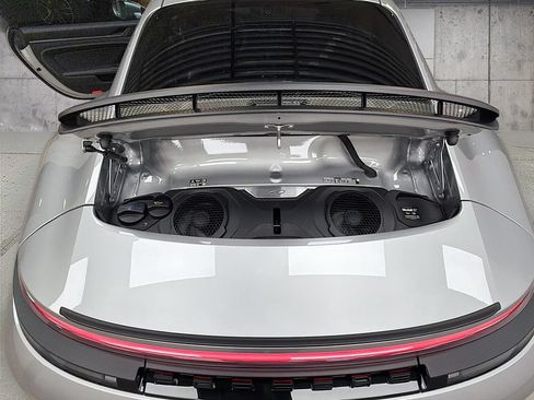 Used 2026 Porsche 911 GT3 RWD image 26