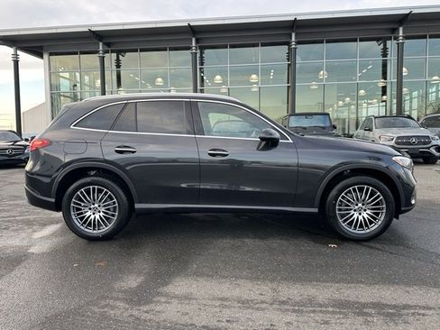 New 2026 Mercedes-Benz GLC 300 GLC 300 image 8