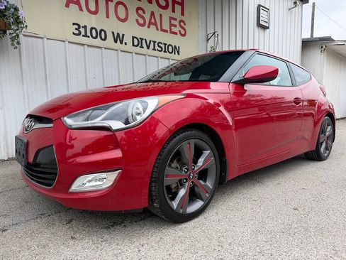 Used 2016 Hyundai Veloster w/ Option Group 03 image 2