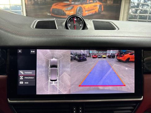 Used 2020 Porsche Cayenne image 88