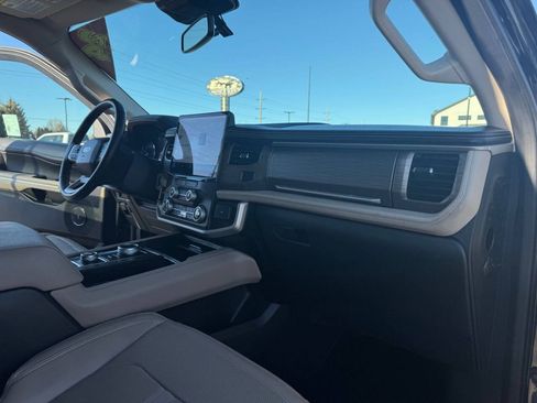 Used 2024 Ford Expedition Max Limited AWD/4WD image 43