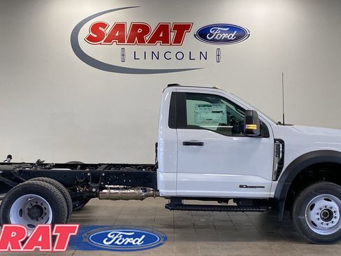 New 2024 Ford F550 4x4 Regular Cab Super Duty image 8