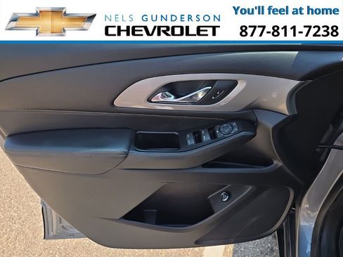 Used 2019 Chevrolet Traverse LT image 16