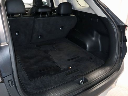 Used 2023 Kia Sportage EX image 19