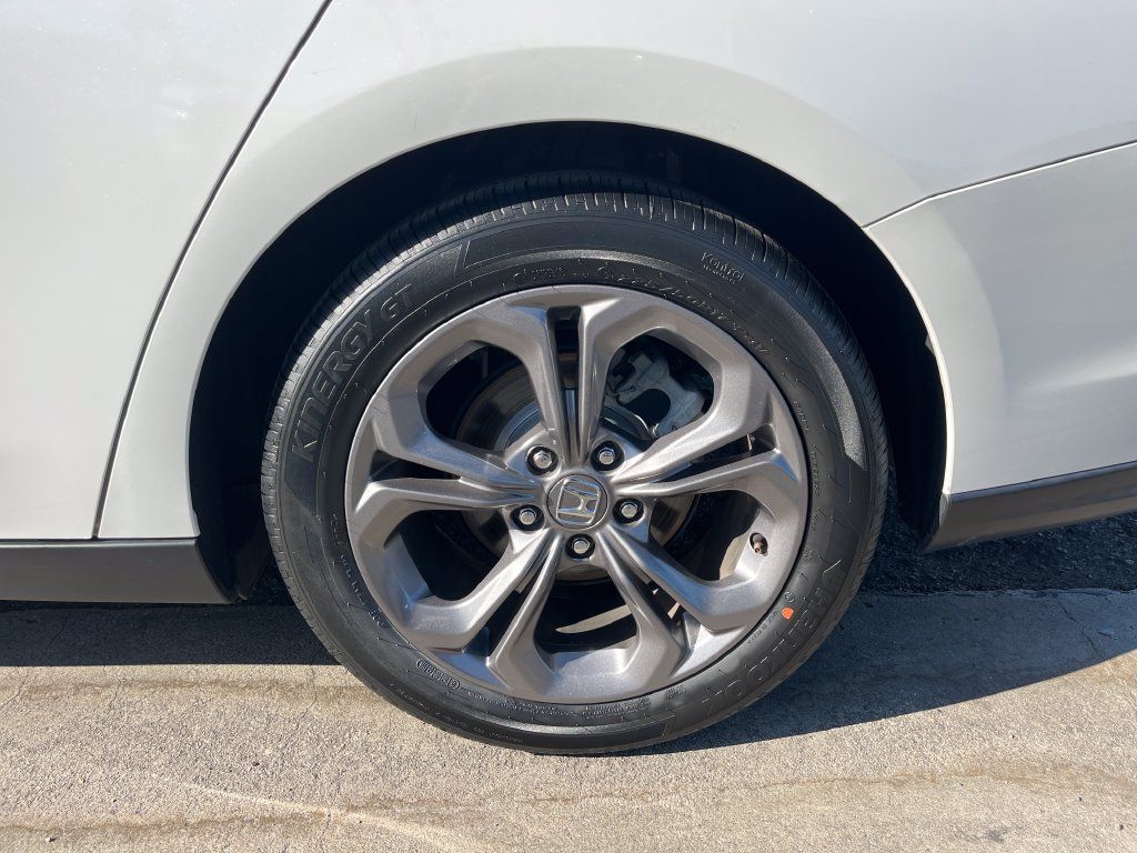 Used 2024 Honda Accord EX image 29