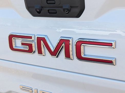 New 2026 GMC Sierra 1500 SLT w/ SLT Premium Plus Package AWD/4WD image 13