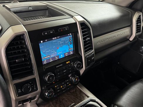 Used 2019 Ford F250 Lariat image 55