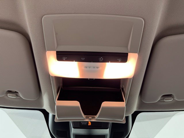 Certified 2025 Nissan Rogue S FWD image 33
