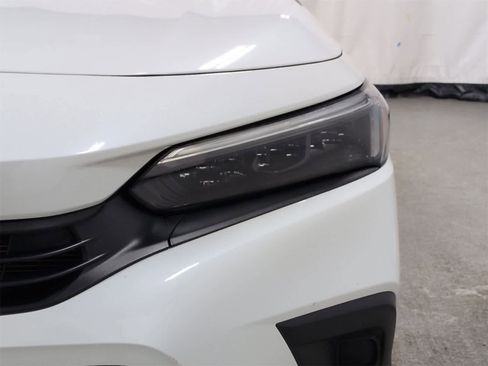 Used 2022 Honda Civic Sport image 11