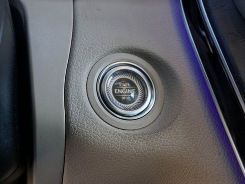 Used 2022 Mercedes-Benz GLC 300 GLC 300 image 24