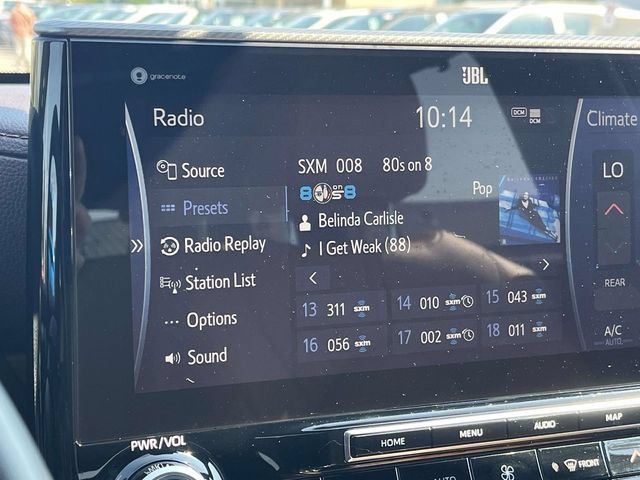 Used 2021 Toyota Highlander Platinum AWD/4WD image 32